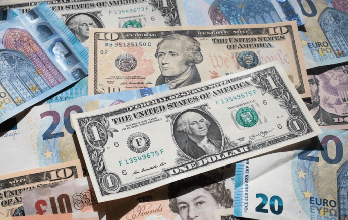 Выпуск №143: Доллар перестал быть самой популярной валютой для трансграничных платежей