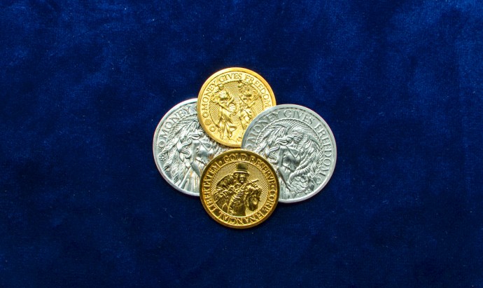 Кэшбэк золотыми и серебряными монетами