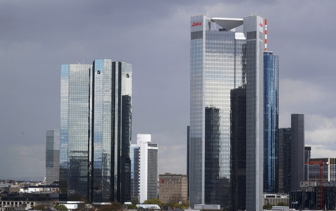 Выпуск №43: В штаб-квартире Deutsche Bank прошли обыски в рамках «панамского дела»