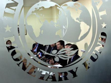МВФ предупредил о риске прекращения сотрудничества с Украиной